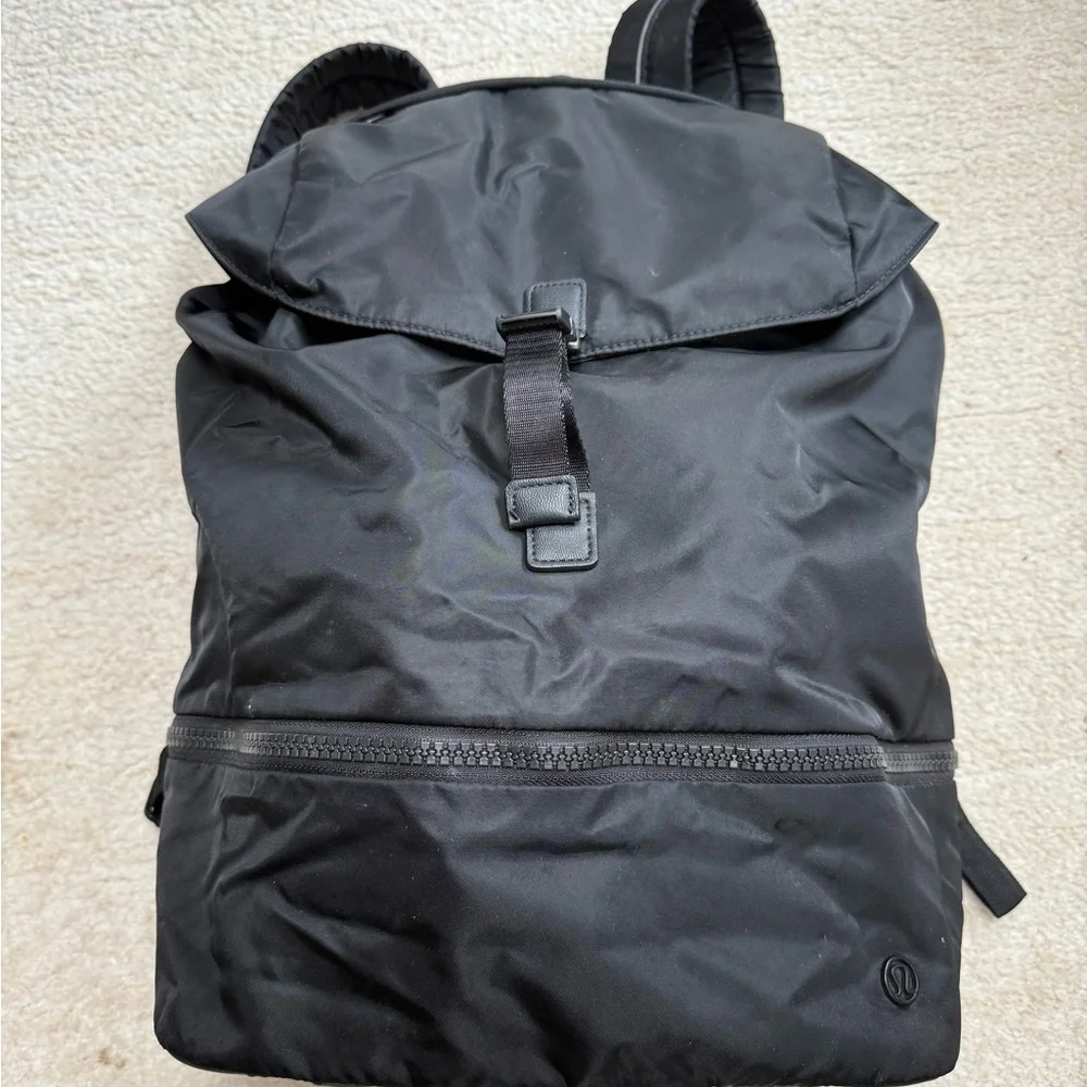 Lululemon backpack go lightly 26L rucksack black - Picture 2 of 5